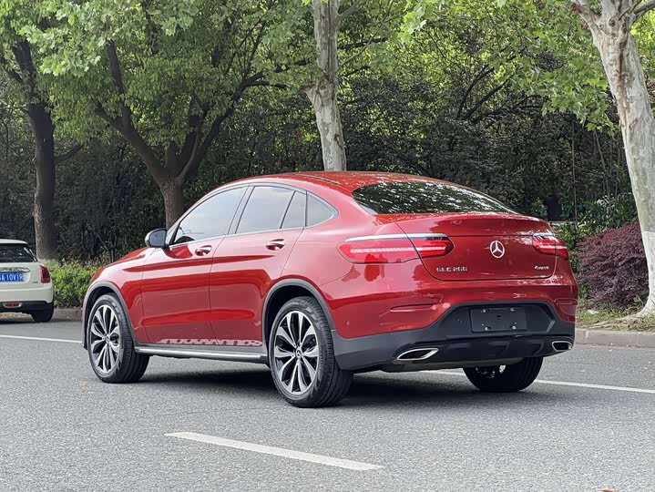 Mercedes-Benz GLC 2019 GLC 260 4 MATIC SUV — фото 17