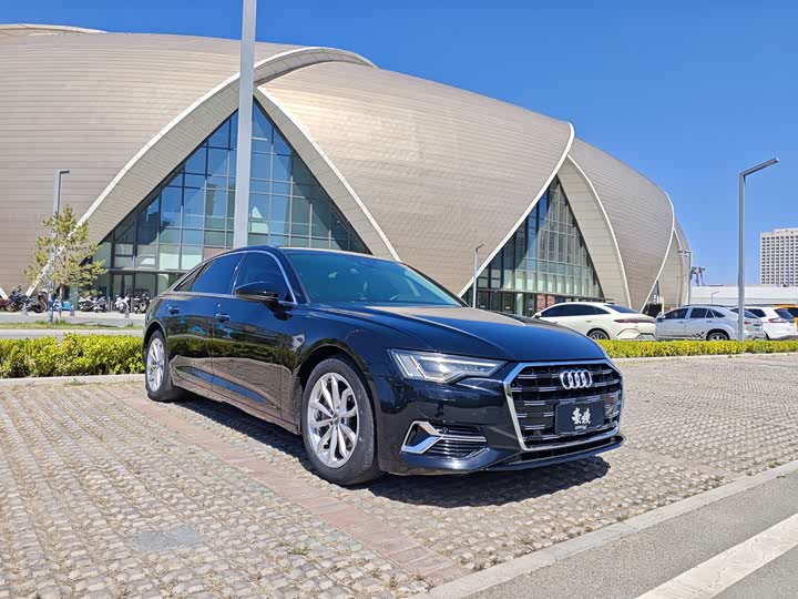Audi A6L 2019 40 TFSI — фото 3