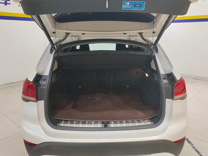 BMW X1 2021 s Drive 20 Li — фото 3