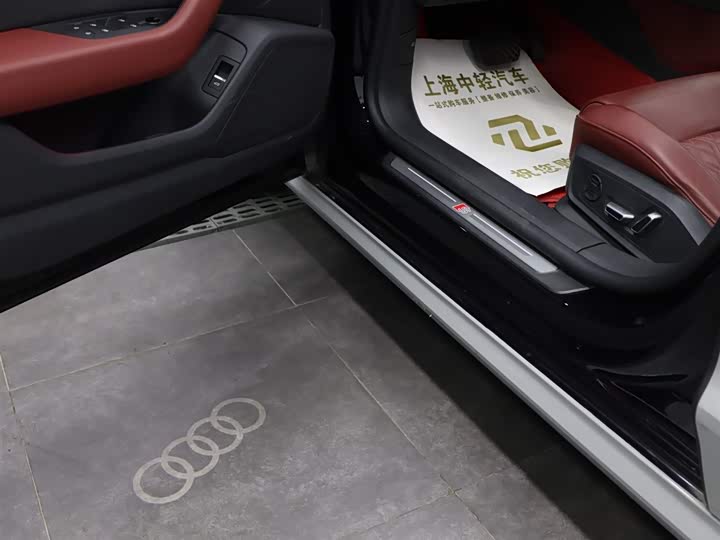 Audi A7L 2023 45 TFSI quattro S-line — фото 11