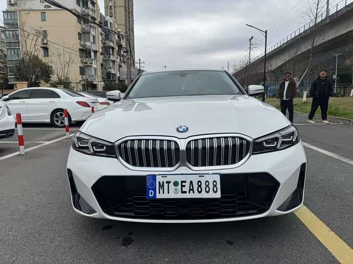 BMW 3-Series 2024 320 Li M