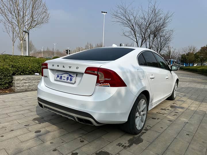Volvo S60 2015 S 60 L 2.0 T — фото 12