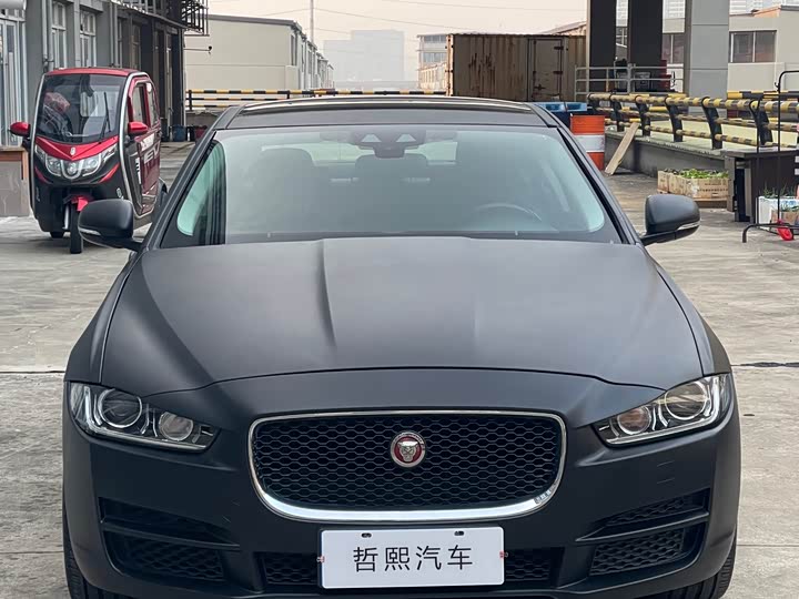 Jaguar XEL 2018 2.0 T 200 PS — фото 2