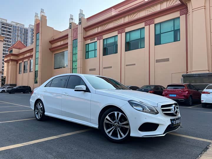 Mercedes-Benz E-Class E 260 L спорт — фото 3
