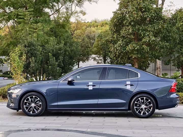Volvo S60 2021 T 4 — фото 7