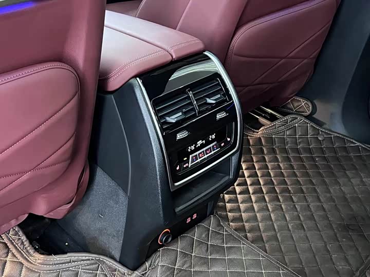 BMW X5 2022 x Drive 40 Li M — фото 11