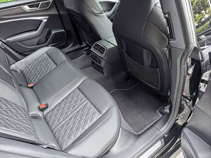 Audi A7 2024 55 TFSI quattro — фото 19