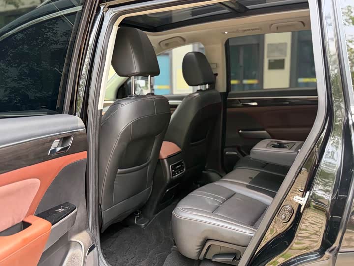 Trumpchi GS8 2017 320 T 2 WD ( ) — фото 11