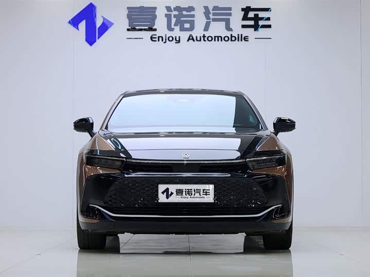 Toyota Sport 2023 2.4 T Sport Cross HEV 4 WD — фото 2