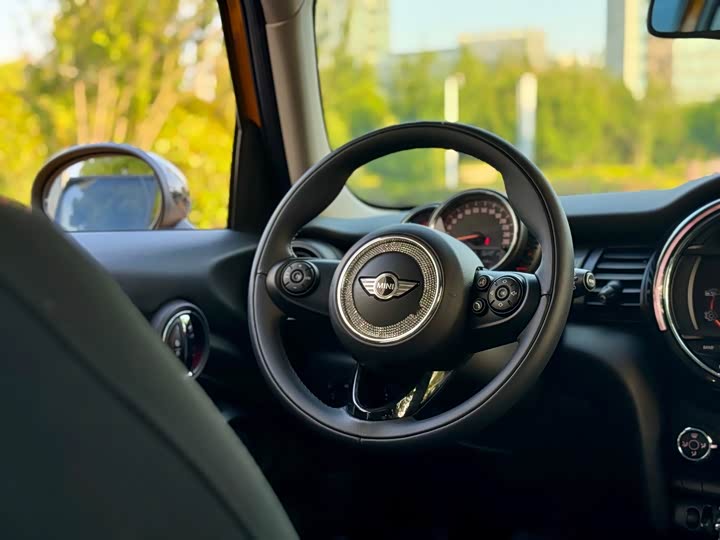 MINI Hatch — фото 12