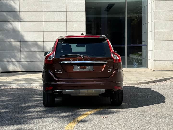 Volvo XC60 2016 T 5 AWD — фото 19