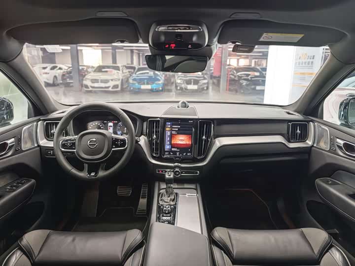 Volvo XC60 2020 T 5 4 WD — фото 12