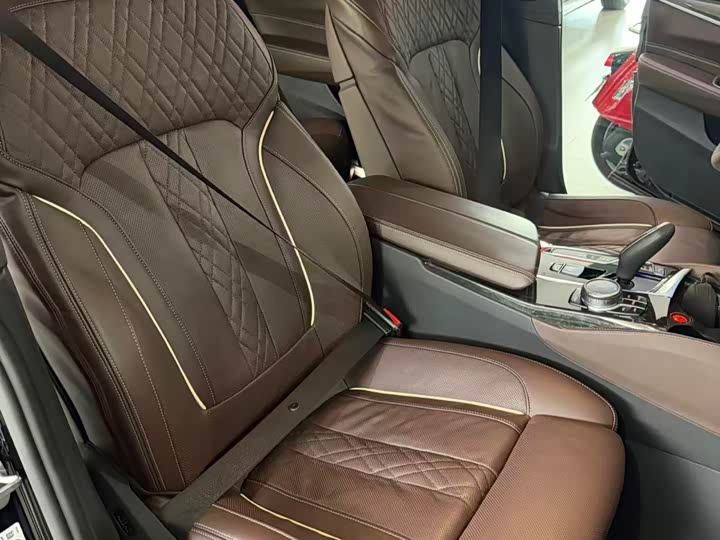 BMW 6-Series 2018 640i x Drive M — фото 15