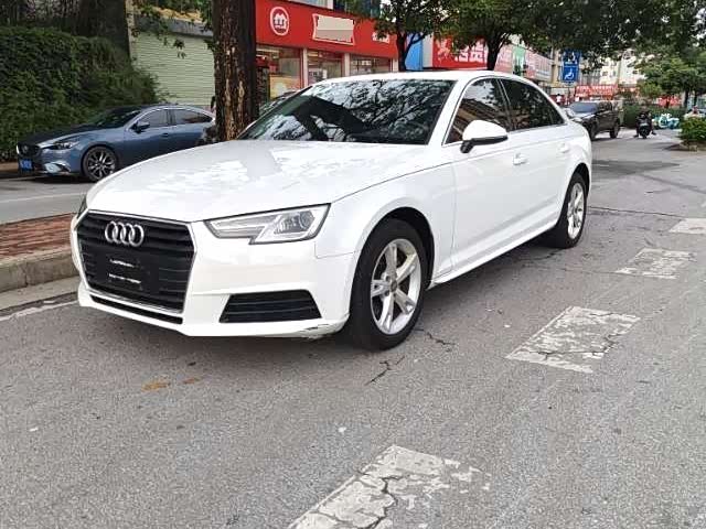 Audi A4L 2017 40 TFSI — фото 3