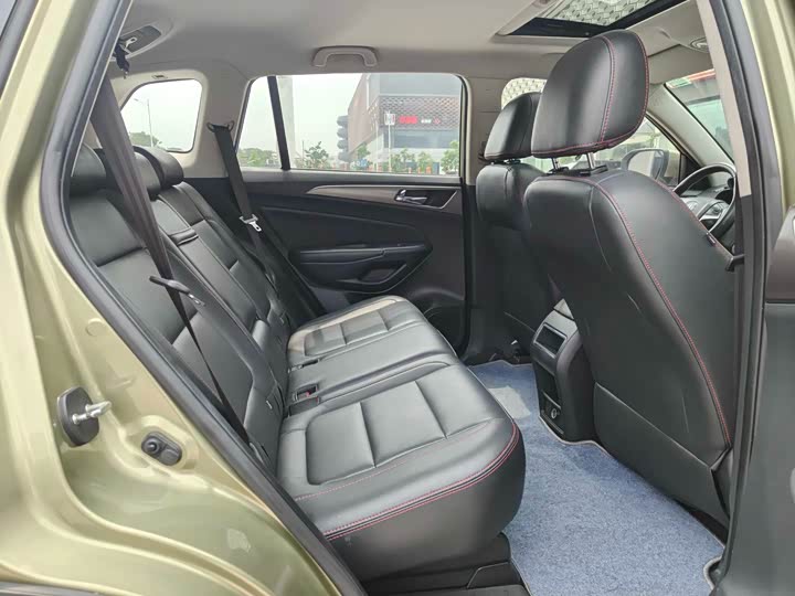 Changan CS75 2014 2.0 L MTLuxury V — фото 14