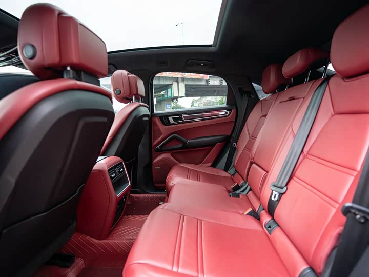 Porsche Cayenne 2019 Cayenne Coupé 3.0 T — фото 9