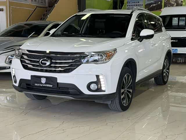 Trumpchi GS4 2017 235 T AT 2 WD — фото 1