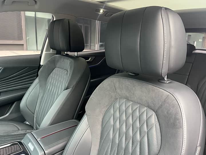 Hongqi HS5 2023 2.0 T Pro — фото 20