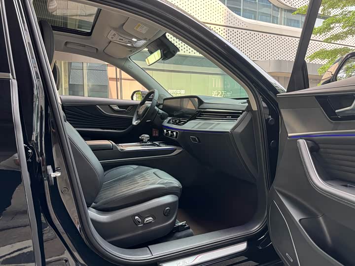 Hongqi HS5 2023 2.0 T Pro — фото 12