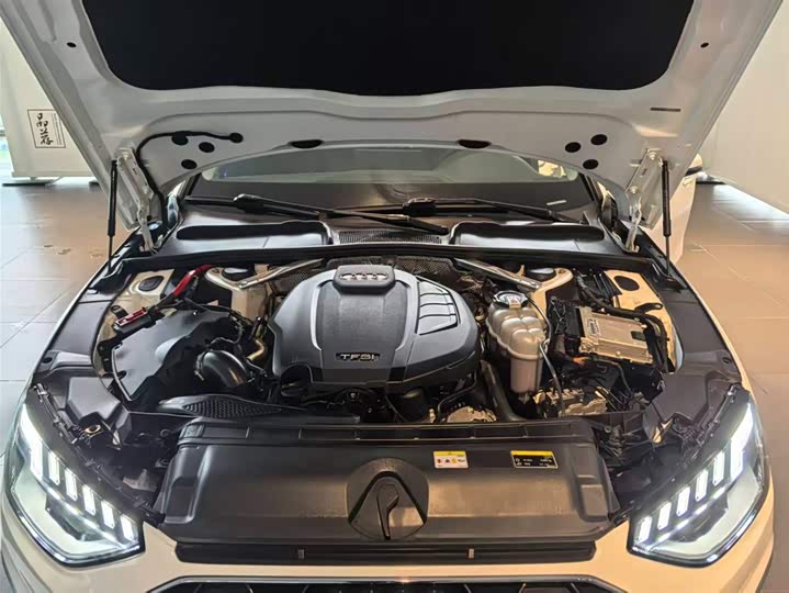 Audi A4L 2022 40 TFSI — фото 17