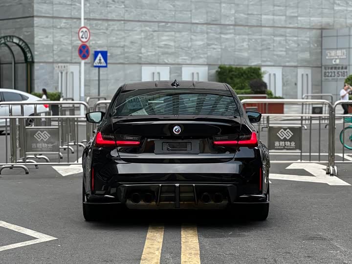 BMW M3 2021 M 3 M x Drive — фото 19