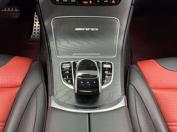 Mercedes-Benz GLC 2018 AMG GLC 63 4 MATIC+ — фото 18