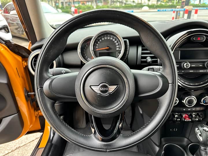 MINI Hatch — фото 15