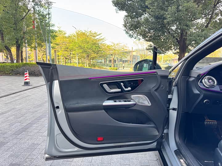 Mercedes-Benz EQE 2023 AMG EQE 53 4 MATIC+ — фото 10