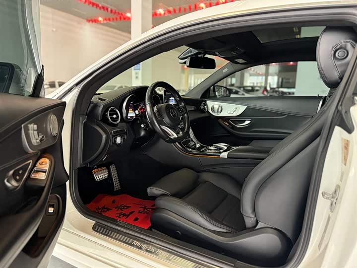 Mercedes-Benz C-Class 2018 C 200 — фото 5