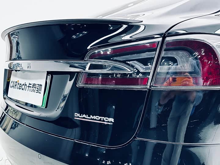Tesla Model 2020 Performance — фото 19