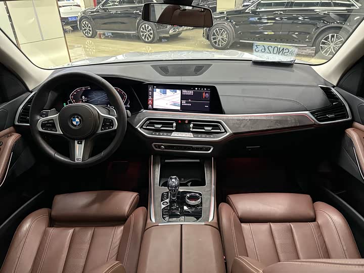 BMW X5 2020 x Drive 40i M — фото 10