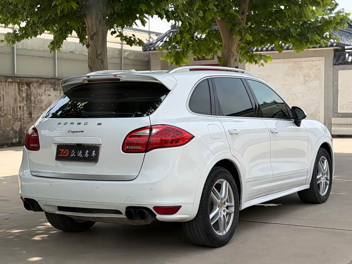 Porsche Cayenne 2015 Cayenne S 3.6 T — фото 18
