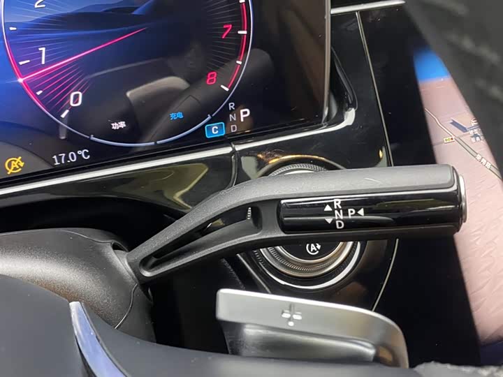 Mercedes-Benz E-Class 2024 E 300 L Luxury — фото 20