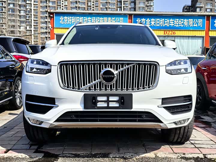 Volvo XC90 2017 T 6 5 — фото 2