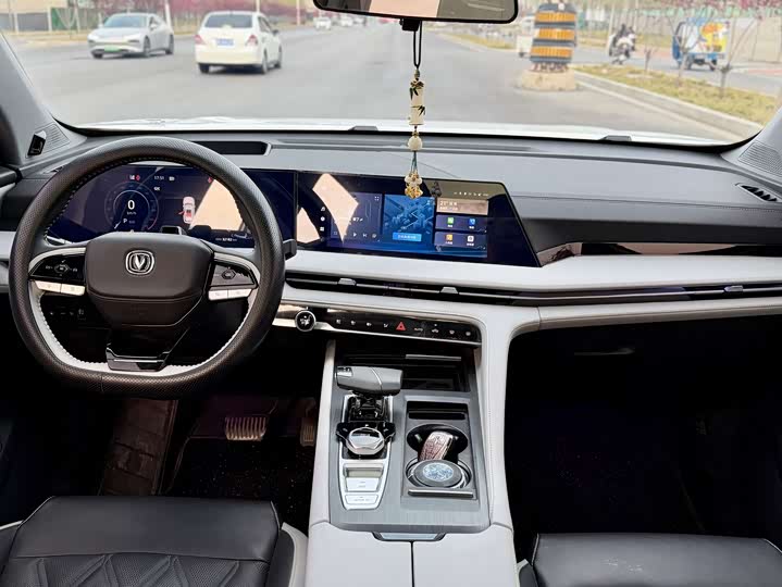 Changan CS75 PLUS 2023 1.5 T AT — фото 11