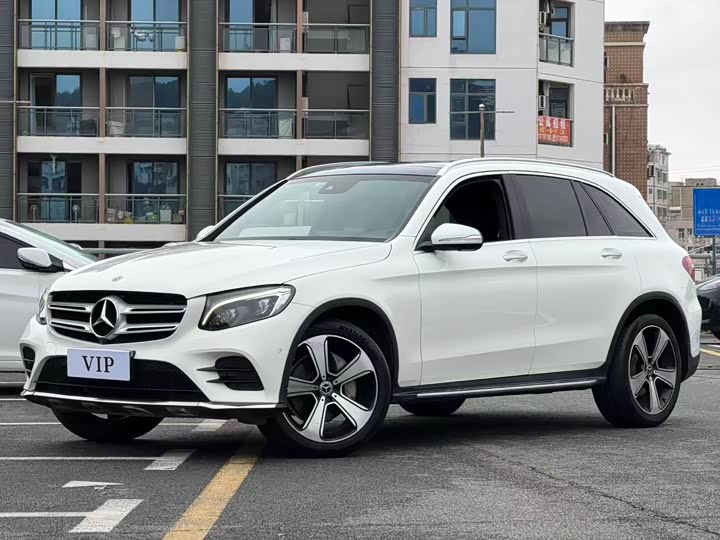 Mercedes-Benz GLC 2019 GLC 300 L 4 MATIC — фото 1