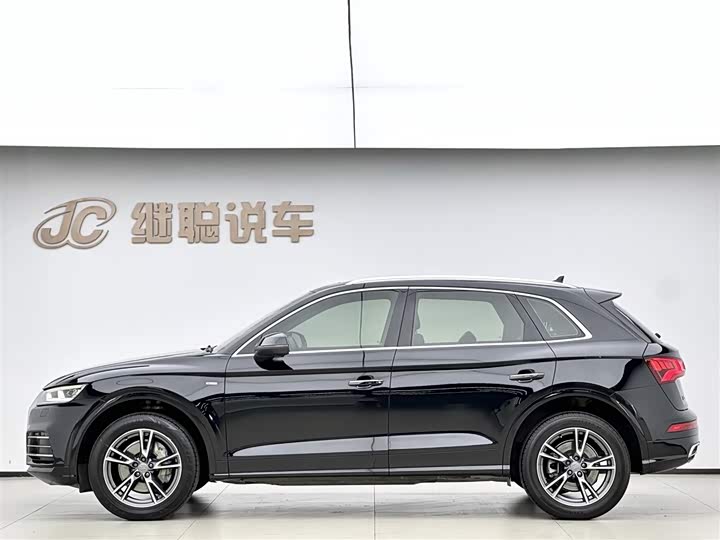 Audi Q5L 2018 40 TFSI V — фото 3