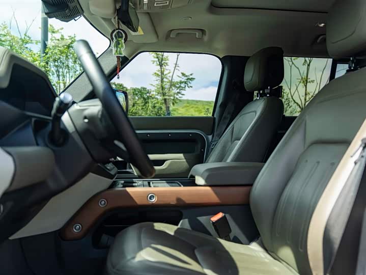 Land Rover Defender — фото 14