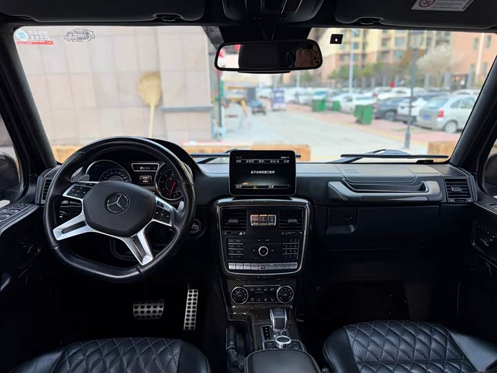 Mercedes-Benz G-Class 2018 AMG G 63 — фото 16