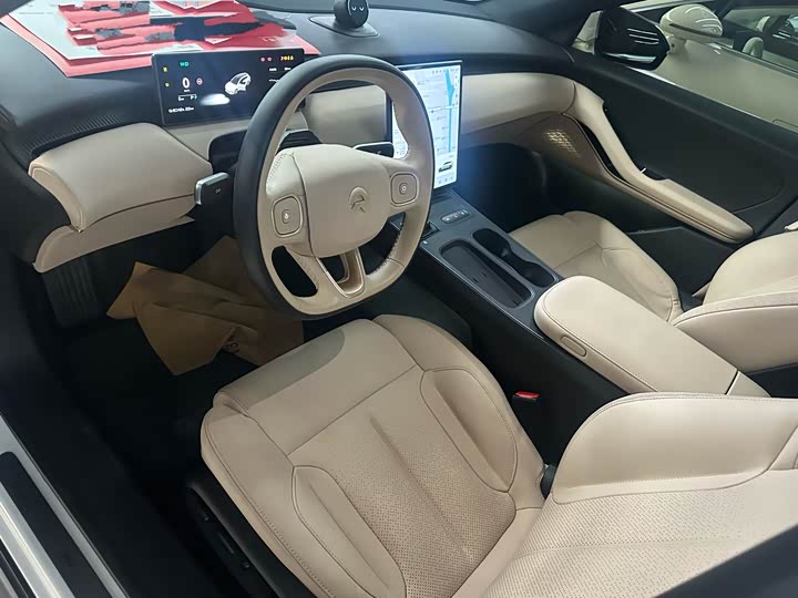 NIO ET5T 2023 75k Wh Touring — фото 4