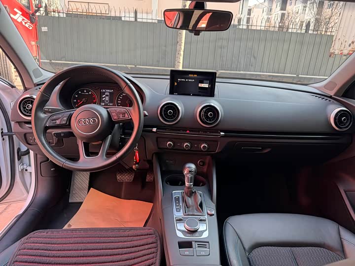 Audi A3 2020 Limousine 35 TFSI VI — фото 13