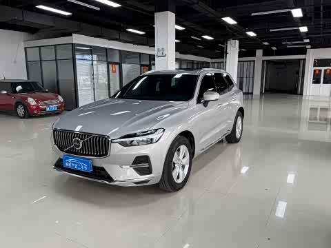 Volvo XC60 2022 B 5 4 WD — фото 15