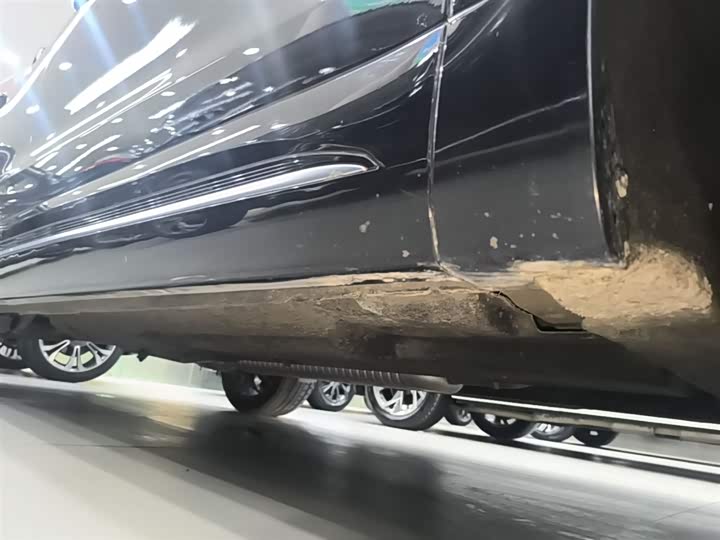 Hongqi HS5 2023 2.0 T 4 WD Pro — фото 21
