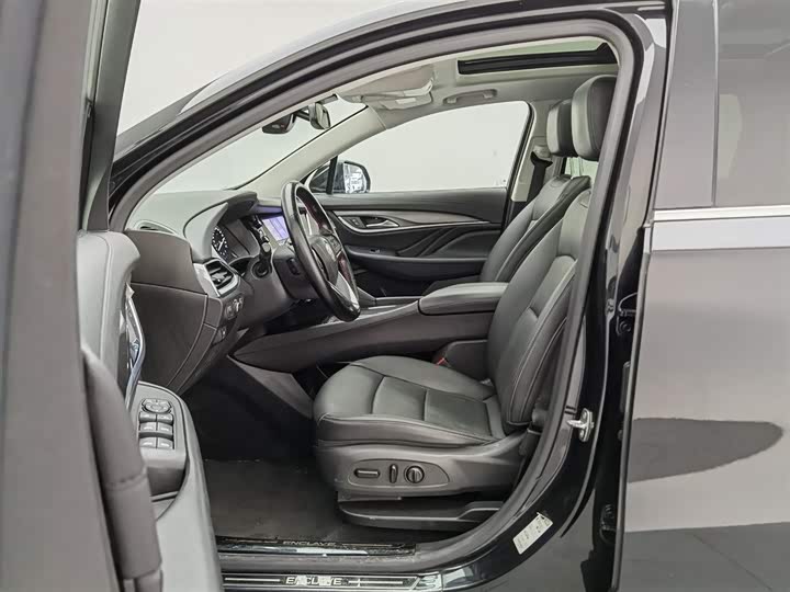 Buick Enclave — фото 10