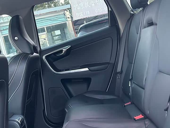 Volvo XC60 2016 T 5 AWD — фото 7