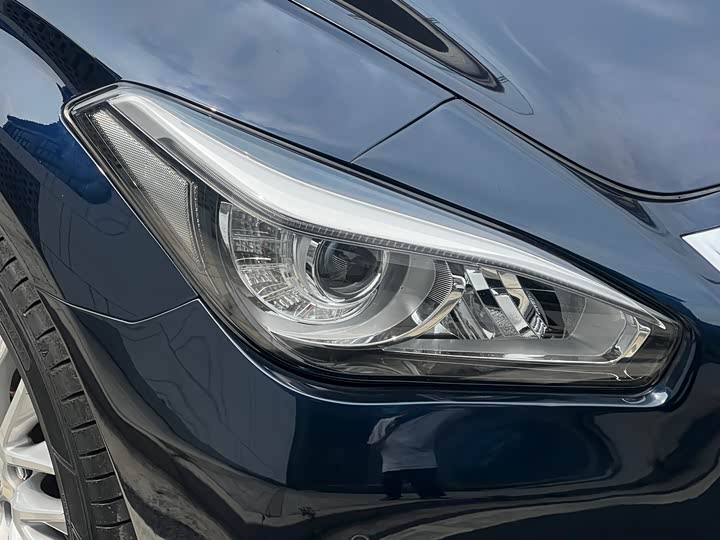 Infiniti Q70 2015 Q 70 L 2.5 L — фото 7