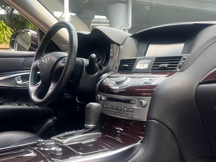 Infiniti Q70 2015 Q 70 L 2.5 L — фото 34