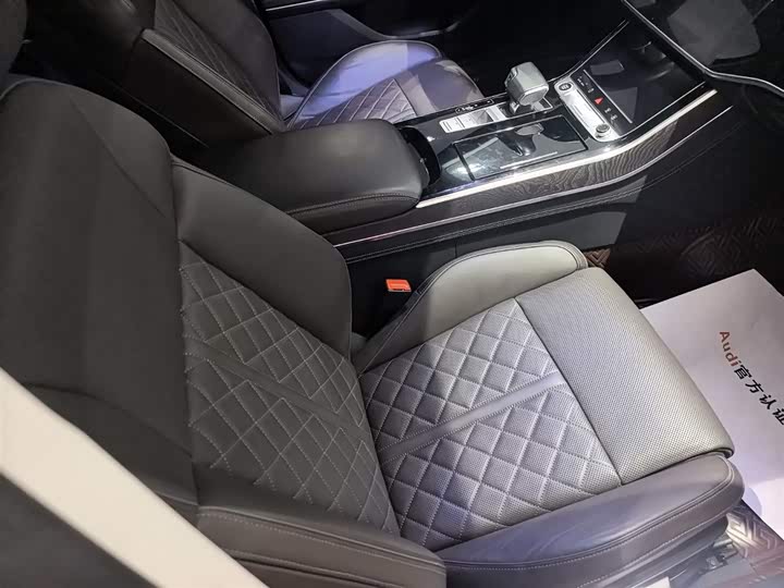 Audi A8 2023 A 8 L 50 TFSI quattro — фото 14