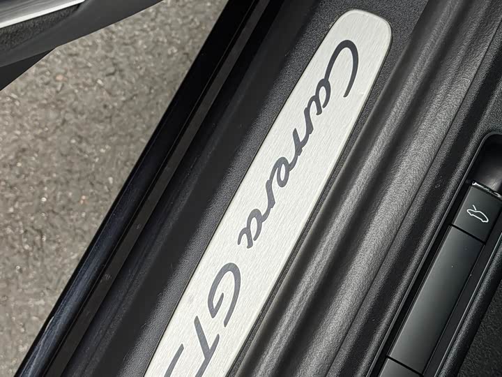 Porsche 911 2017 Carrera GTS 3.0 T — фото 14