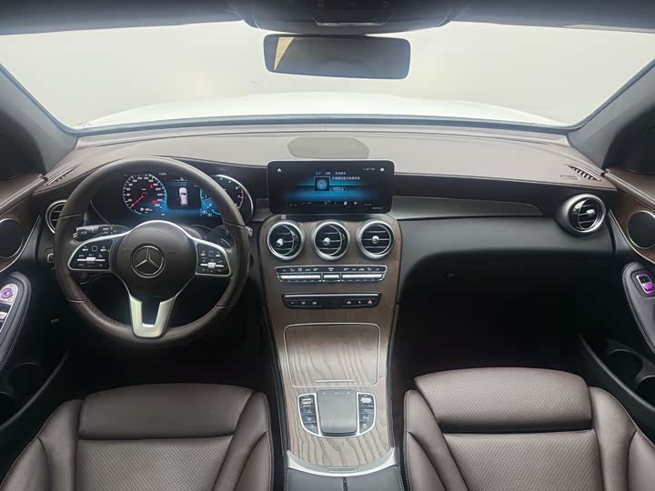 Mercedes-Benz GLC 2021 GLC 260 L 4 MATIC Luxury — фото 8